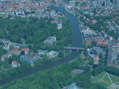 Rzeka staje się prawdziwym centrum – rozwój Parku Mostów